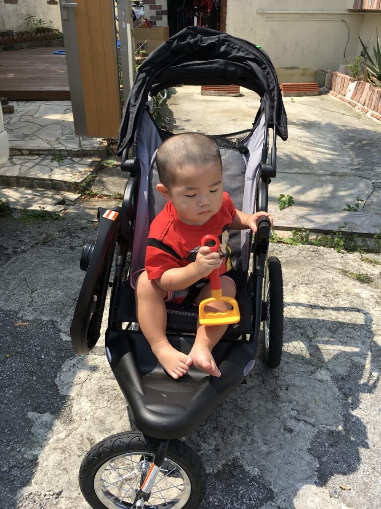 ランニングベビーカー